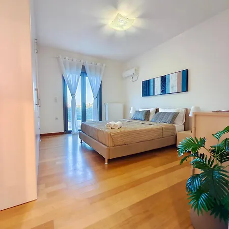 V Mira Luxury Villa *