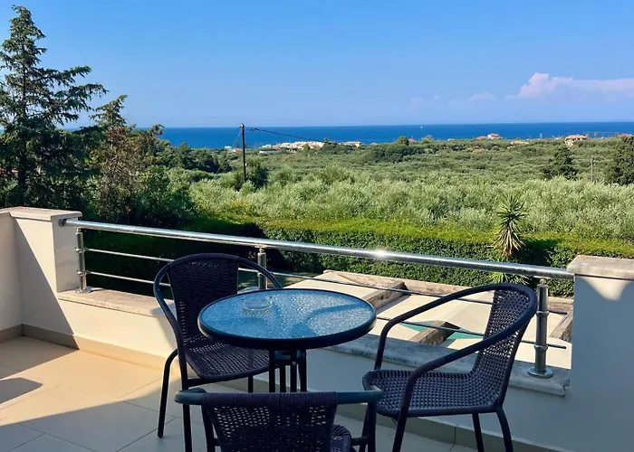 V Mira Luxury Villa וילה טרגקי