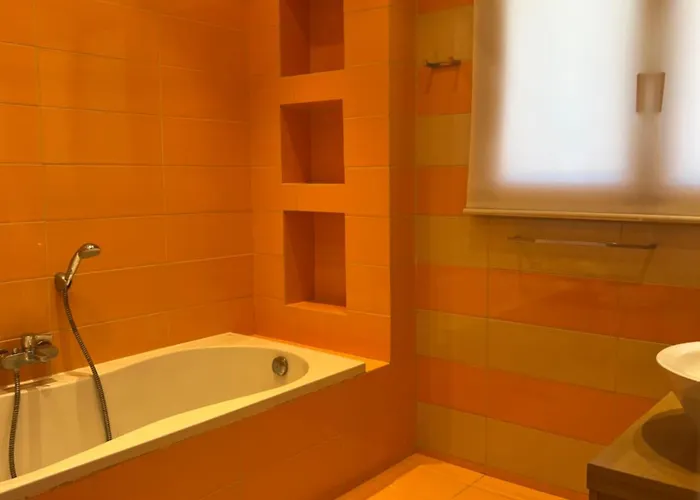 V Mira Luxury Villa * טרגקי