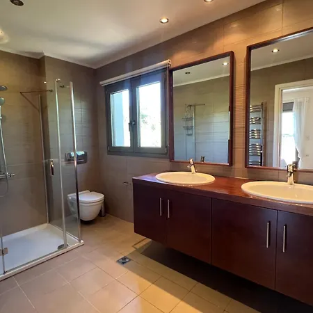 V Mira Luxury Villa Villa