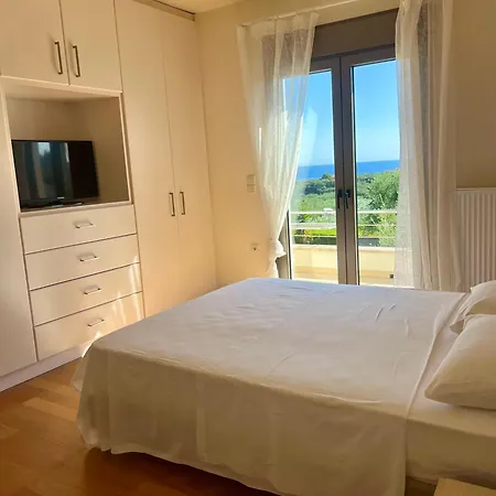 V Mira Luxury Villa *