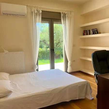 Villa V Mira Luxury Villa Tragaki