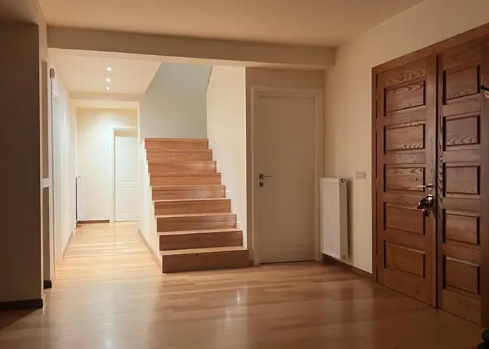 V Mira Luxury Villa Βίλα