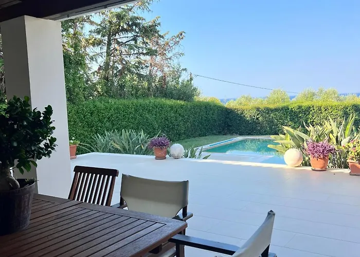 V Mira Luxury Villa Βίλα Τραγάκι