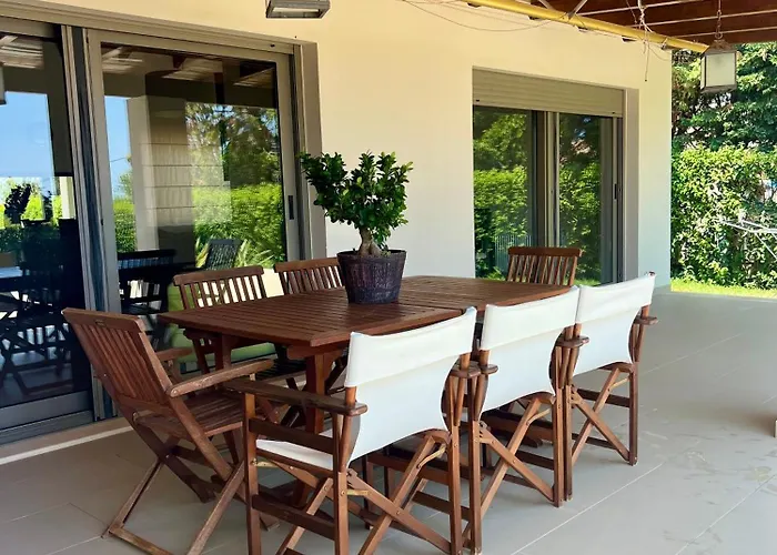 V Mira Luxury Villa Βίλα *