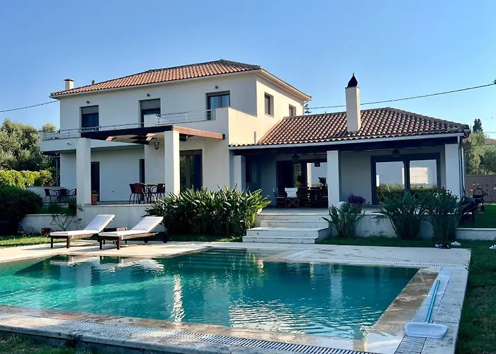 Βίλα V Mira Luxury Villa *