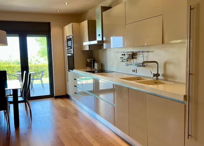 Βίλα V Mira Luxury Villa Τραγάκι