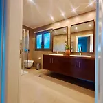 Villa V Mira Luxury Tragaki