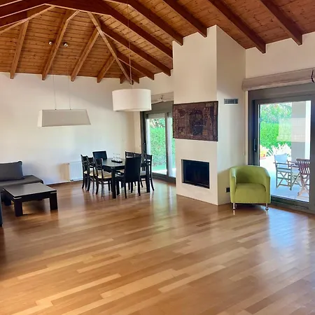 Vilă V Mira Luxury Villa