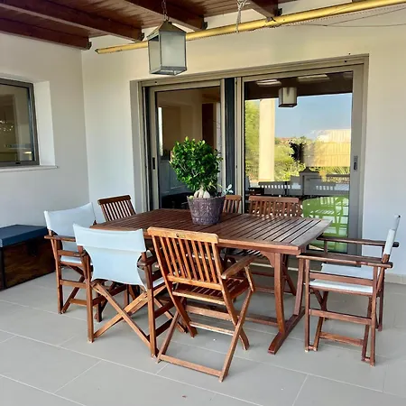 Vilă V Mira Luxury Villa *